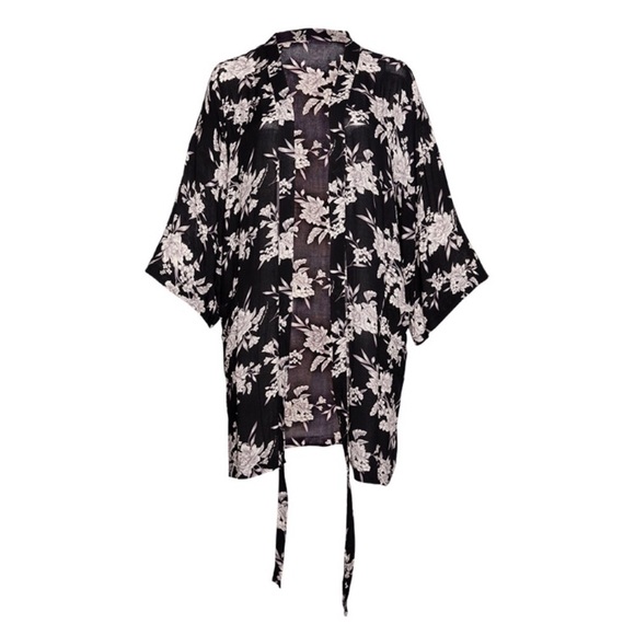 Spiritual Gangster Maya Floral Kimono - Picture 15 of 15